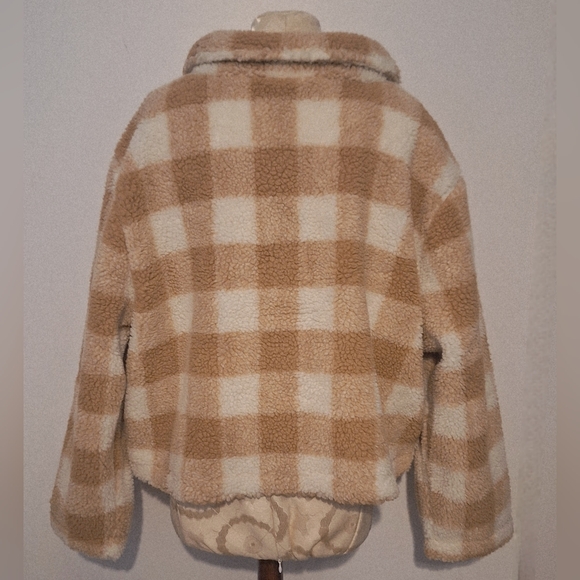 NWT Papa Vancouver Cozy Checkered Teddy Jacket - Brown and White Check - Picture 5 of 11